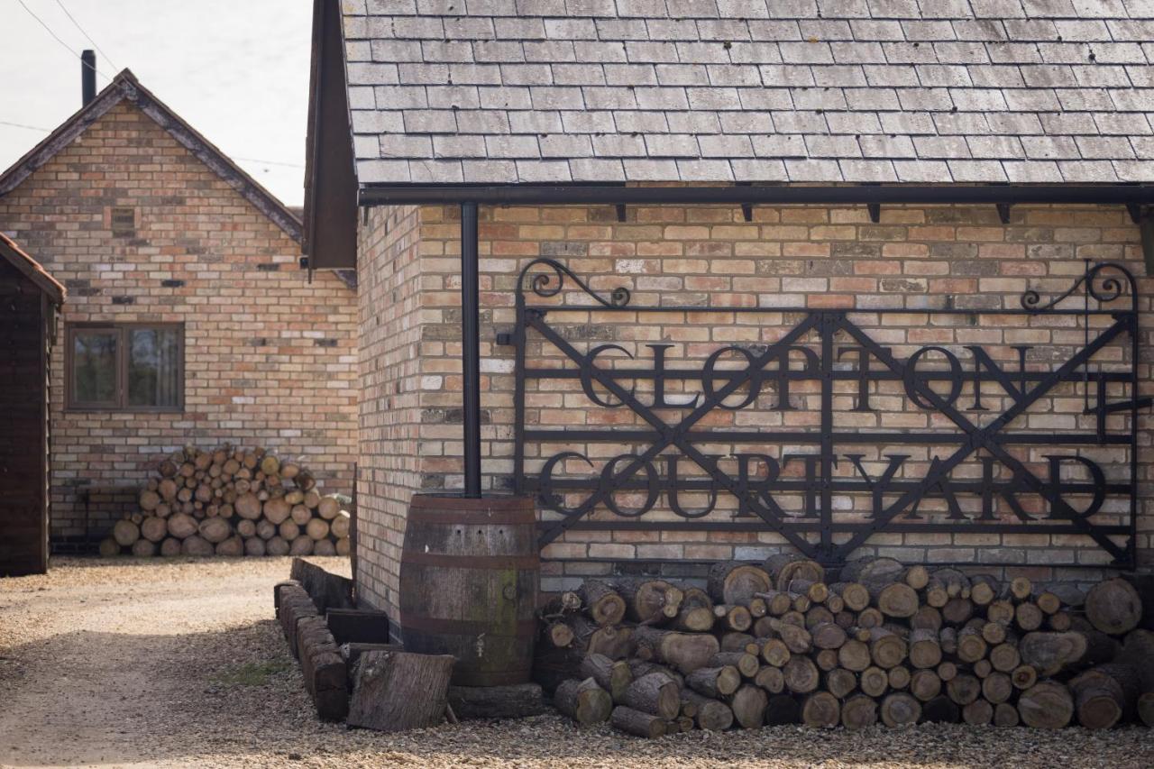 Clopton Courtyard Cambridge Lägenhet Exteriör bild